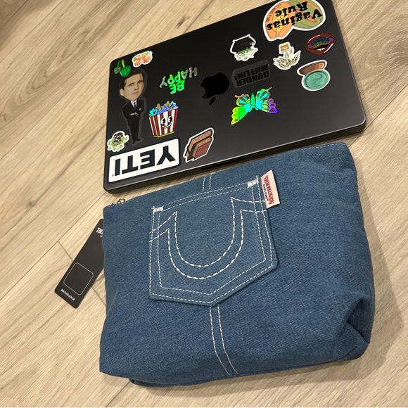 NWT True Religion Denim Blue Makeup Bag - Picture 8 of 8